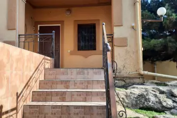 Satılır Həyət Evi Savalan Qəsəbəsida