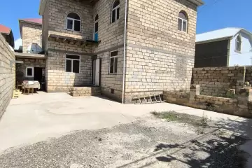 Satılır Həyət Evi Masazırda