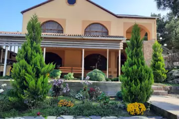 Satılır Həyət Evi Savalan Qəsəbəsida