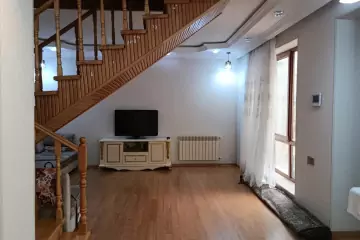 Satılır Həyət Evi Buzovnada