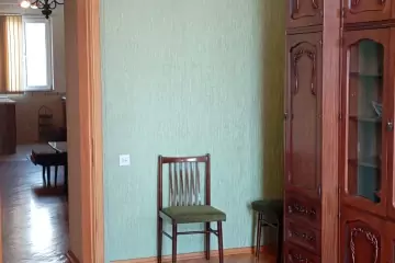 Aylıq Kirayə Köhnə Tikili Elmler Akademiyasıda