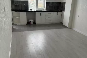 Satılır Yeni Tikili Masazırda