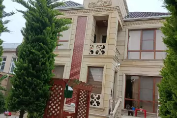 Satılır Həyət Evi Buzovnada