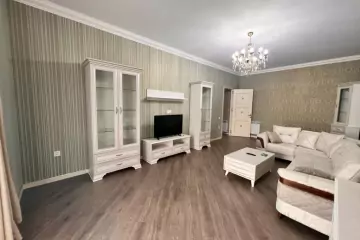 Aylıq Kirayə Yeni Tikili Grand Hayatda