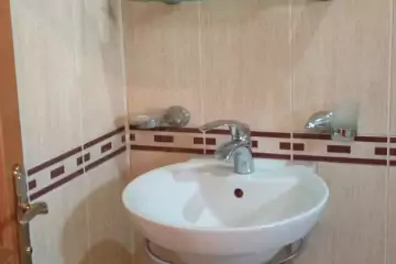 Aylıq Kirayə Köhnə Tikili Elmler Akademiyasıda