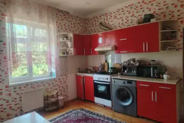 Satılır Həyət Evi Sarayda