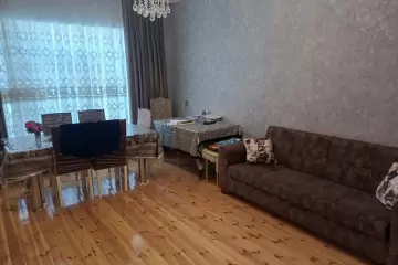 Satılır Həyət Evi Buzovnada