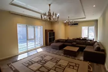 Satılır Yeni Tikili Neftçi Bazasında