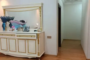 Satılır Həyət Evi Buzovnada
