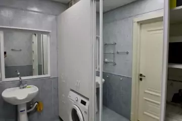 Satılır Yeni Tikili Neftçi Bazasında