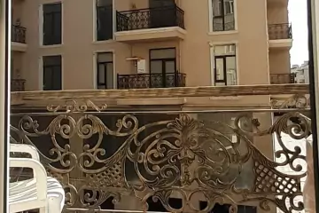 Satılır Köhnə Tikili Ukraniya Dairəsida