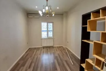 Satılır Yeni Tikili Neftçi Bazasında