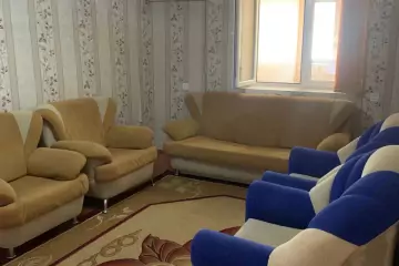 Aylıq Kirayə Köhnə Tikili Elmler Akademiyasıda 