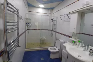 Satılır Yeni Tikili Neftçi Bazasında