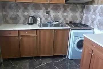 Satılır Köhnə Tikili Ukraniya Dairəsida