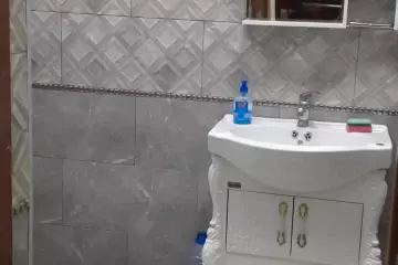 Satılır Köhnə Tikili Ukraniya Dairəsida