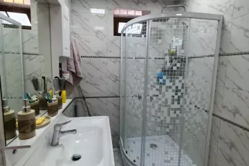 Satılır Həyət Evi Buzovnada