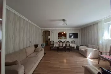 Satılır Həyət Evi Hökməlidə