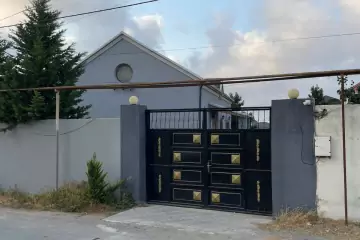 Satılır Həyət Evi Buzovnada