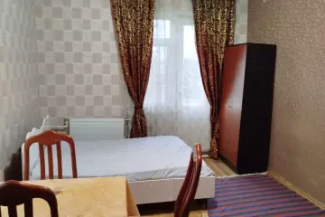 Aylıq Kirayə Köhnə Tikili Xalqlar Dostluğuda