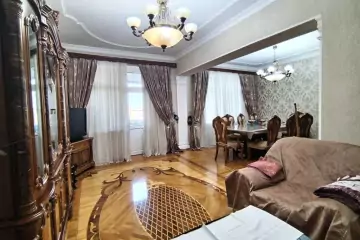 Satılır Köhnə Tikili İzmir Parkı