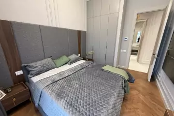 Satılır Yeni Tikili Ağ şəhər Kompleksində