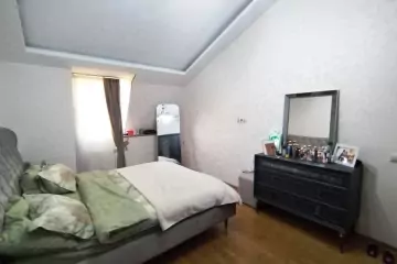 Satılır Köhnə Tikili İzmir Parkı