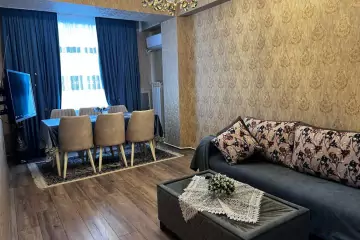 Satılır Yeni Tikili Masazırda
