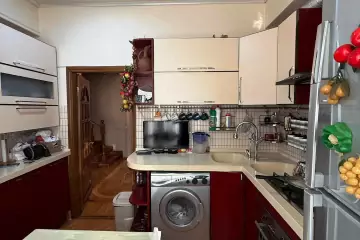 Satılır Köhnə Tikili İzmir Parkı