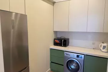 Aylıq Kirayə Yeni Tikili Ağ şəhər Kompleksində