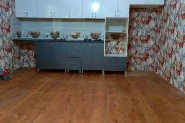 Satılır Həyət Evi Buzovnada
