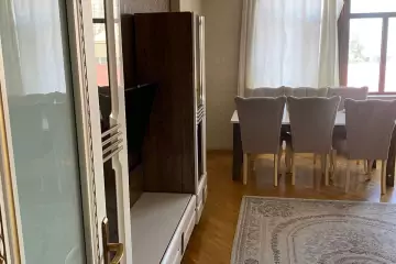 Aylıq Kirayə Yeni Tikili Ağ şəhər Kompleksində