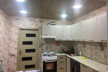 Satılır Köhnə Tikili 8-ci Mikrorayonda