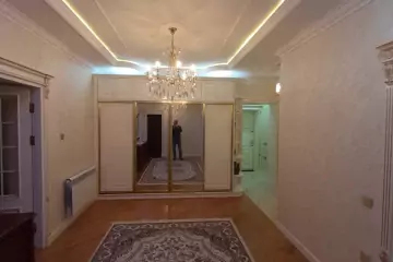 Satılır Yeni Tikili Yeni Yasamalda