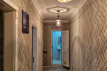 Satılır Köhnə Tikili Bakıxanovda