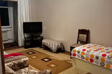 Satılır Köhnə Tikili 9-cu Mikrorayonda