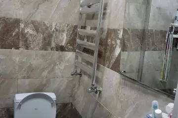 Satılır Köhnə Tikili Biləcəridə