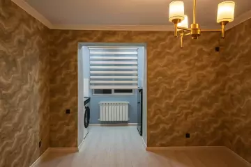 Satılır Köhnə Tikili Bakıxanovda