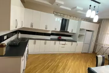 Aylıq Kirayə Yeni Tikili Ağ şəhər Kompleksində