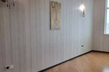 Satılır Yeni Tikili Nəsimi Bazarında