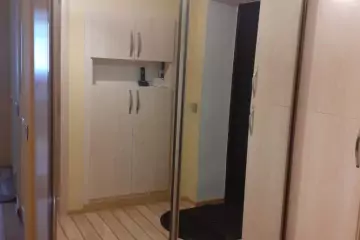 Aylıq Kirayə Köhnə Tikili Univermaqda