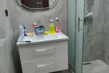 Aylıq Kirayə Yeni Tikili Gənclik Mallda