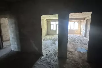 Satılır Yeni Tikili 8-ci Kilometrdə