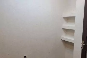 Satılır Yeni Tikili Nəsimi Bazarında