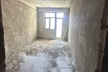 Satılır Yeni Tikili 8-ci Kilometrdə
