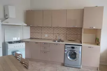 Aylıq Kirayə Həyət Evi Xırdalan şəhərində
