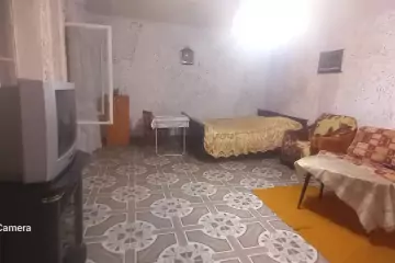 Satılır Bağ Evi Qax Rayonunda