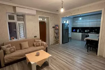 Satılır Həyət Evi Biləcəridə
