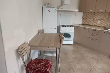 Aylıq Kirayə Həyət Evi Xırdalan şəhərində
