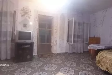 Satılır Bağ Evi Qax Rayonunda